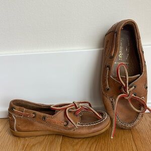 Kids leather boat shoes brown size 12